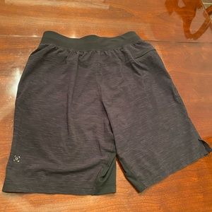 Lululemon Pace breaker Size M